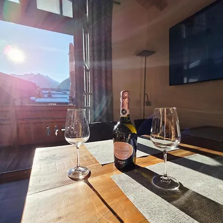 Heidi's Hideaway * راوريس