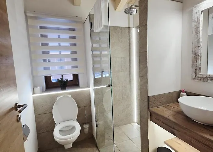 Heidi's Hideaway شقة *