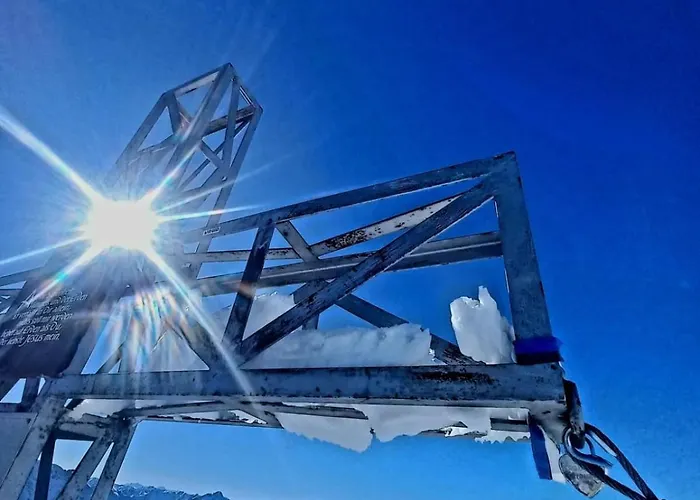 Heidi's Hideaway * راوريس